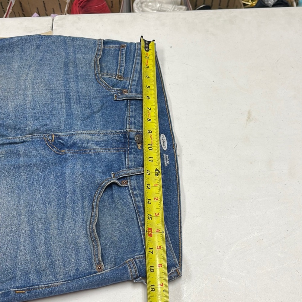 Old Navy Blue Jean 34  x 32, Deep pockets - Picture 3 of 9